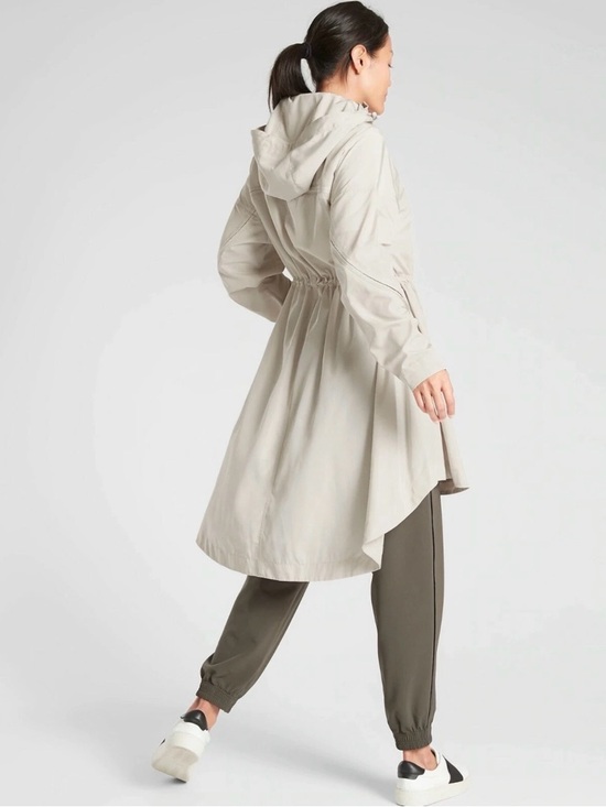 Athleta Womens Solar Wind & Rain Anorak Jacket Sz Medium Oatmeal Hooded - Picture 2 of 15